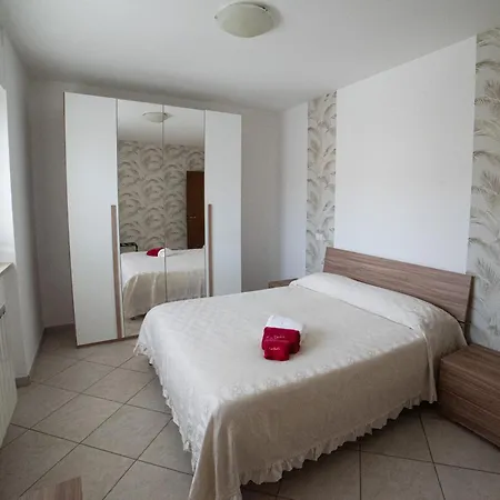 Apartament Fele's House